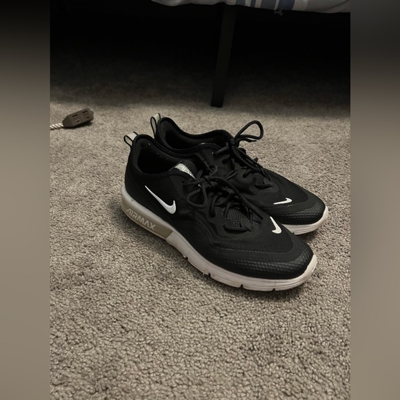 Nike Airmax - Picture 3 of 5